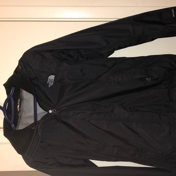 North face windbreaker - Picture 2 of 6
